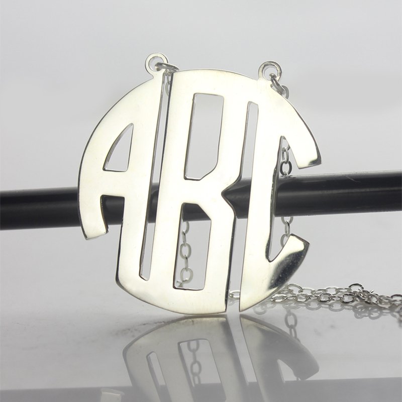 Monogramme  Collier