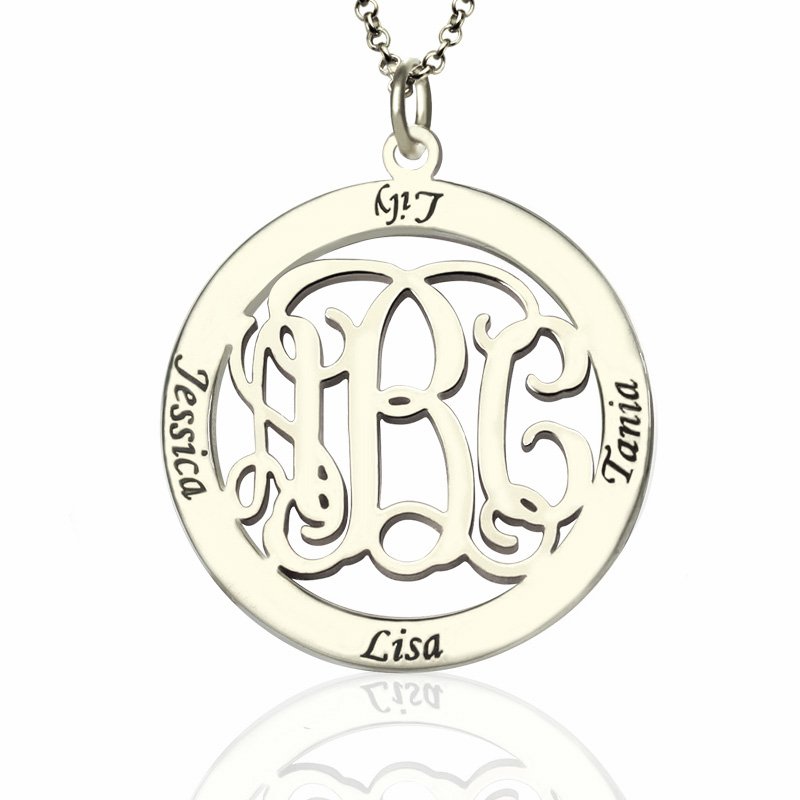 la famille Monogramme prénom Collier