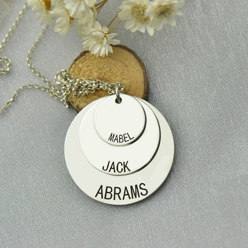 Trois Disque Collier
