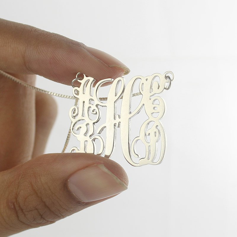 Monogramme Collier 